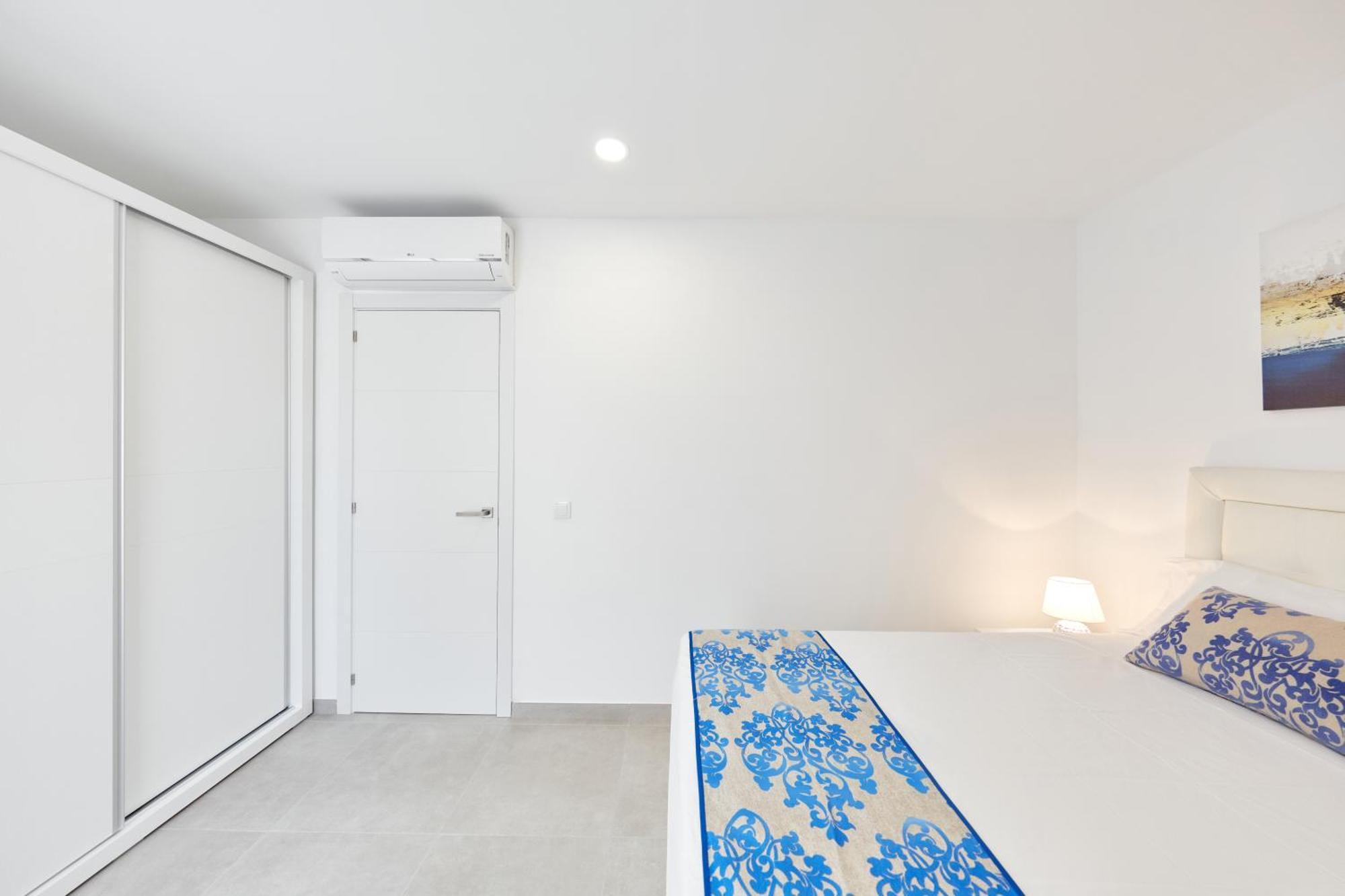 Sonrisa Deluxe Apartments, Levante Benidorm Quarto foto